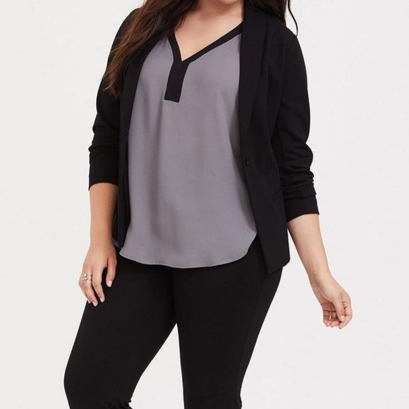 Torrid Size 2 - Georgette Tank - Dark Pearl Grey - Picture 2 of 4